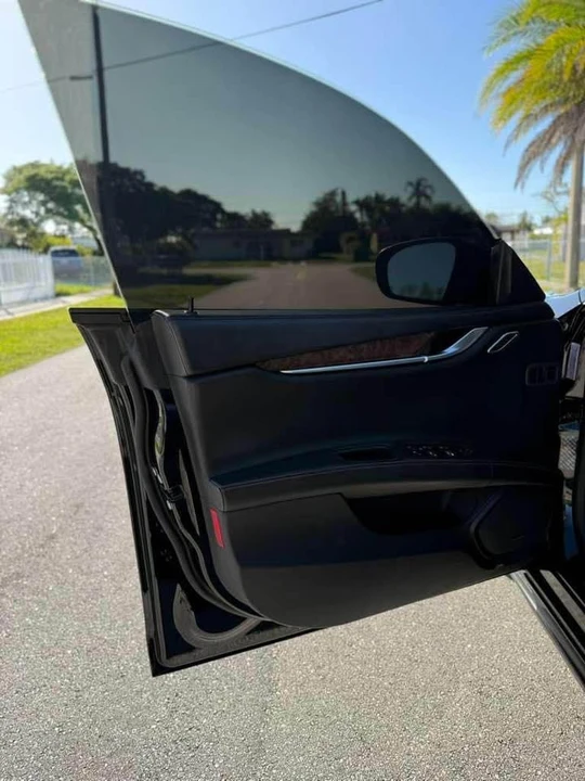 2014 Maserati Ghibli 3rd Gen - Image 9 of 17