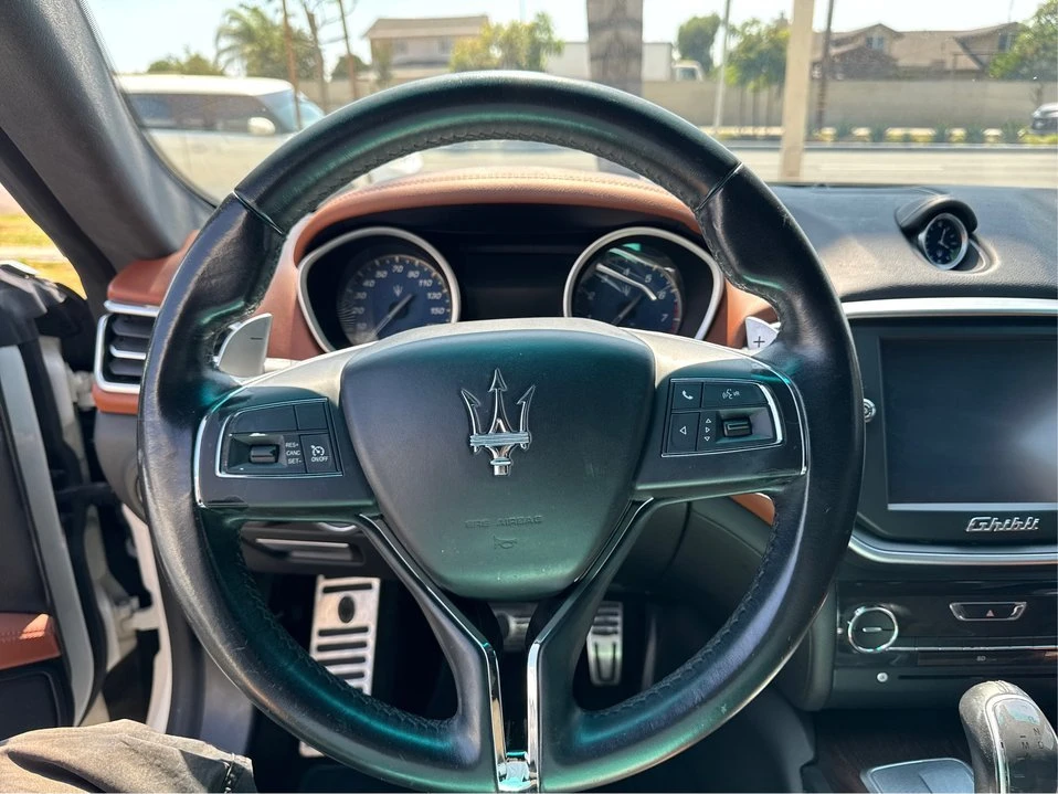 2014 Maserati Ghibli 3rd Gen - Image 14 of 18