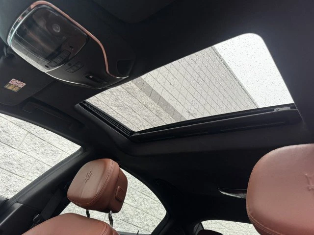 2014 Maserati Ghibli 3rd Gen - Image 19 of 20