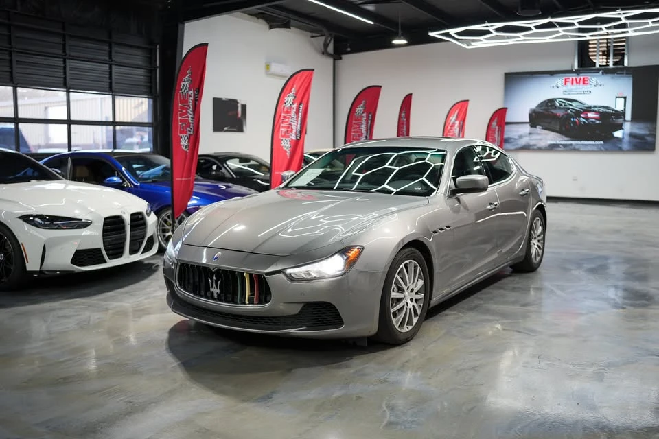 2014 Maserati Ghibli 3rd Gen - Image 17 of 19