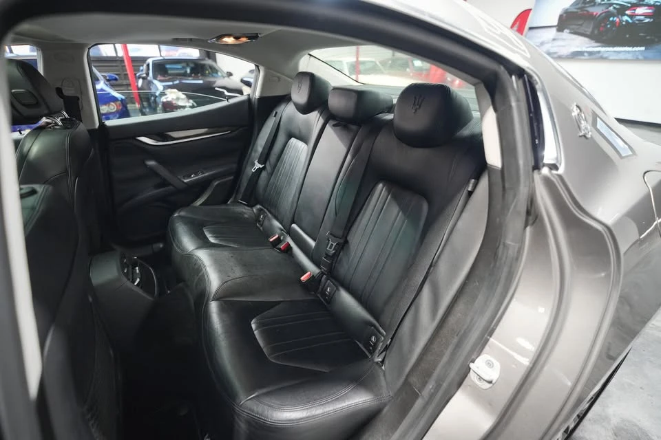 2014 Maserati Ghibli 3rd Gen - Image 16 of 19