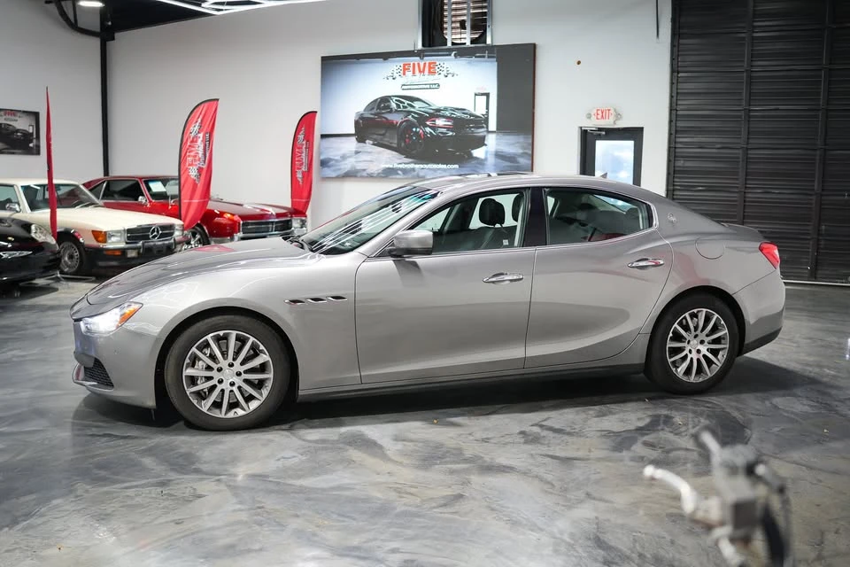 2014 Maserati Ghibli 3rd Gen - Image 11 of 19