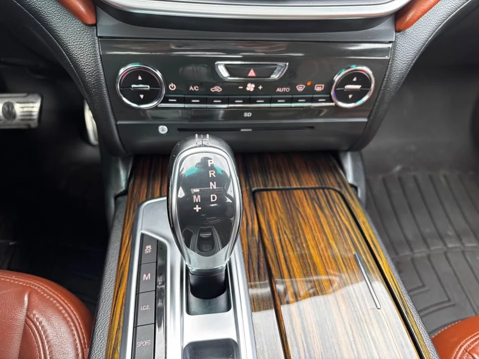 2014 Maserati Ghibli 3rd Gen - Image 13 of 16
