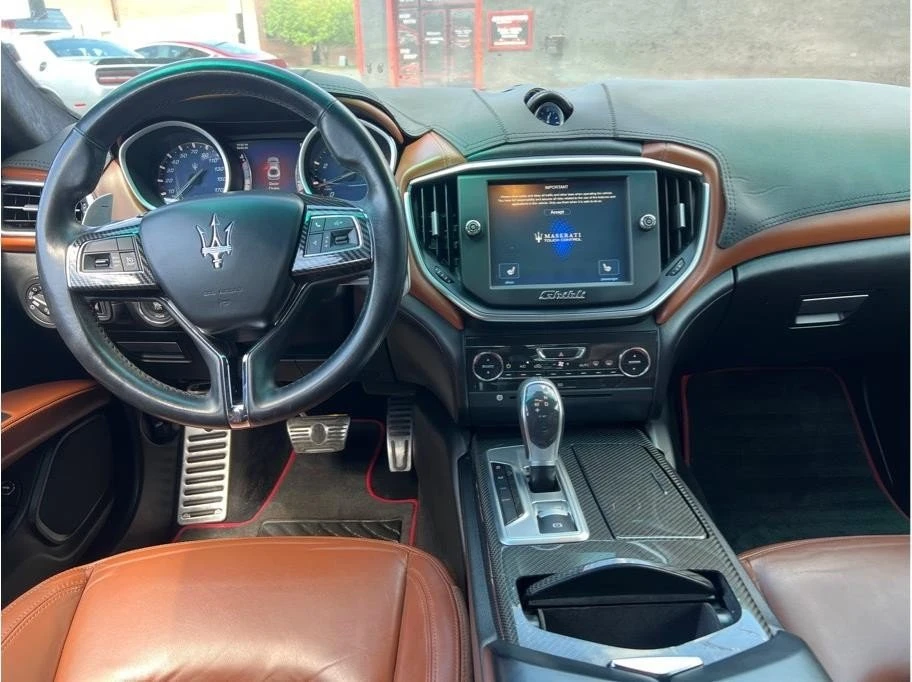 2014 Maserati Ghibli 3rd Gen - Image 15 of 20