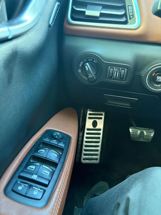 2014 Maserati Ghibli 3rd Gen - Image 4 of 9