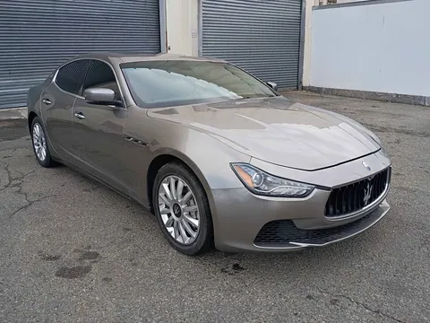 2014 Maserati Ghibli GT Sedan