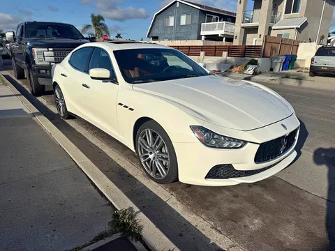 2014 Maserati Ghibli GT Sedan