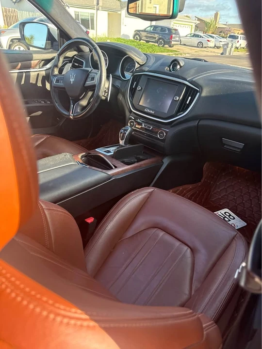 2014 Maserati Ghibli 3rd Gen - Image 15 of 19