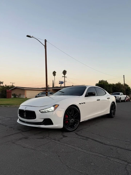 2014 Maserati Ghibli 3rd Gen - Image 2 of 14