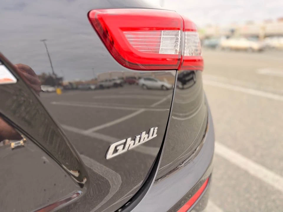 2014 Maserati Ghibli 3rd Gen - Image 13 of 15