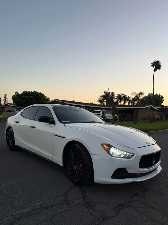 2014 Maserati Ghibli 3rd Gen - Image 2 of 15