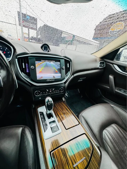 2014 Maserati Ghibli 3rd Gen - Image 15 of 17