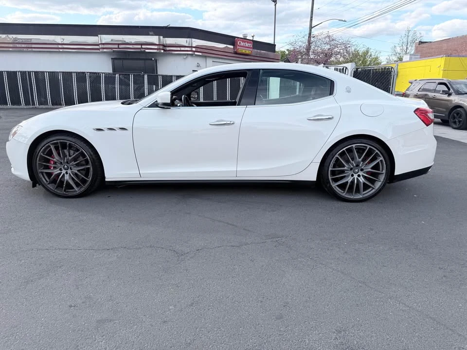 2014 Maserati Ghibli 3rd Gen - Image 5 of 14