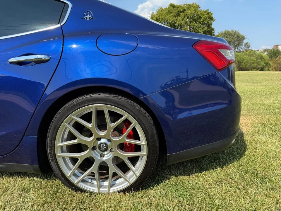 2014 Maserati Ghibli 3rd Gen - Image 14 of 16