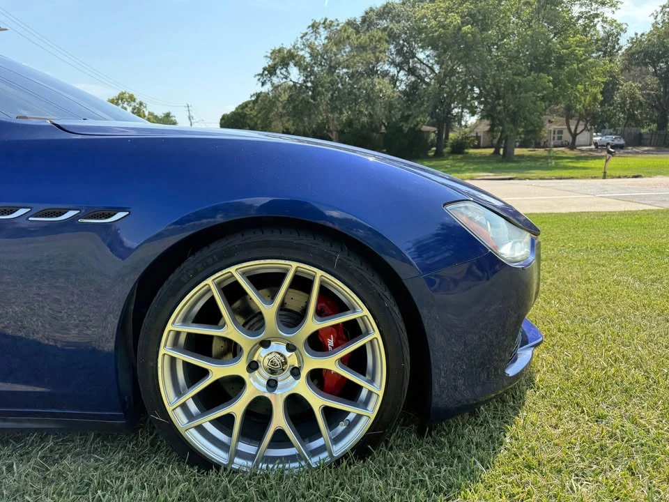 2014 Maserati Ghibli 3rd Gen - Image 11 of 16