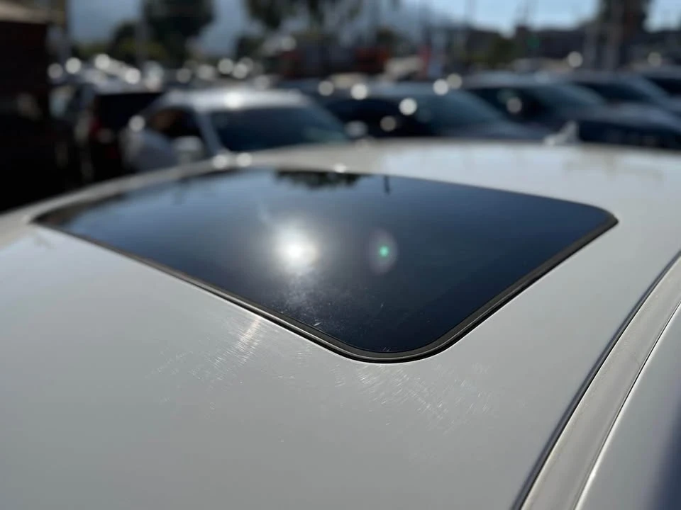 2014 Maserati Ghibli 3rd Gen - Image 8 of 20