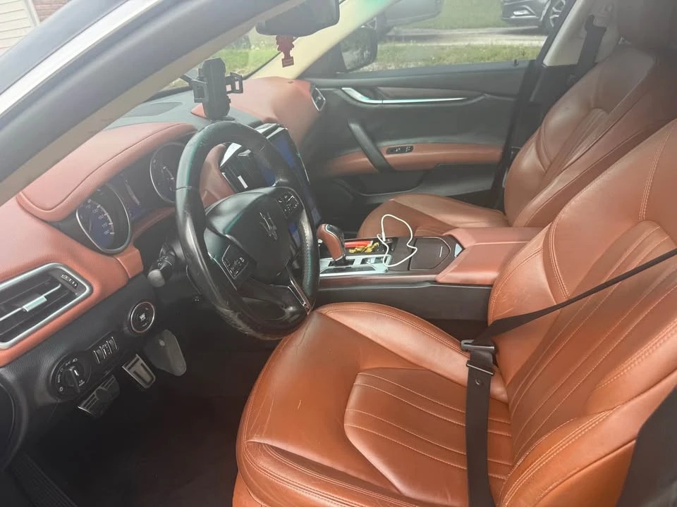 2014 Maserati Ghibli 3rd Gen - Image 9 of 18