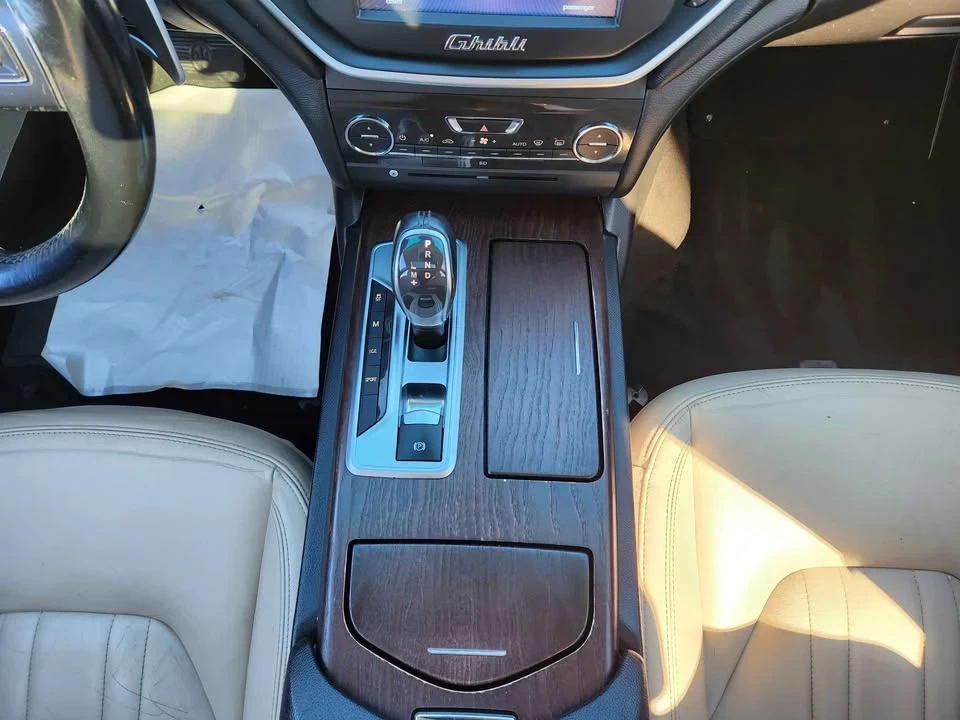 2014 Maserati Ghibli 3rd Gen - Image 17 of 20