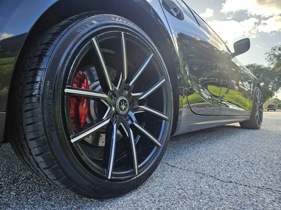 2014 Maserati Ghibli 3rd Gen - Image 15 of 20