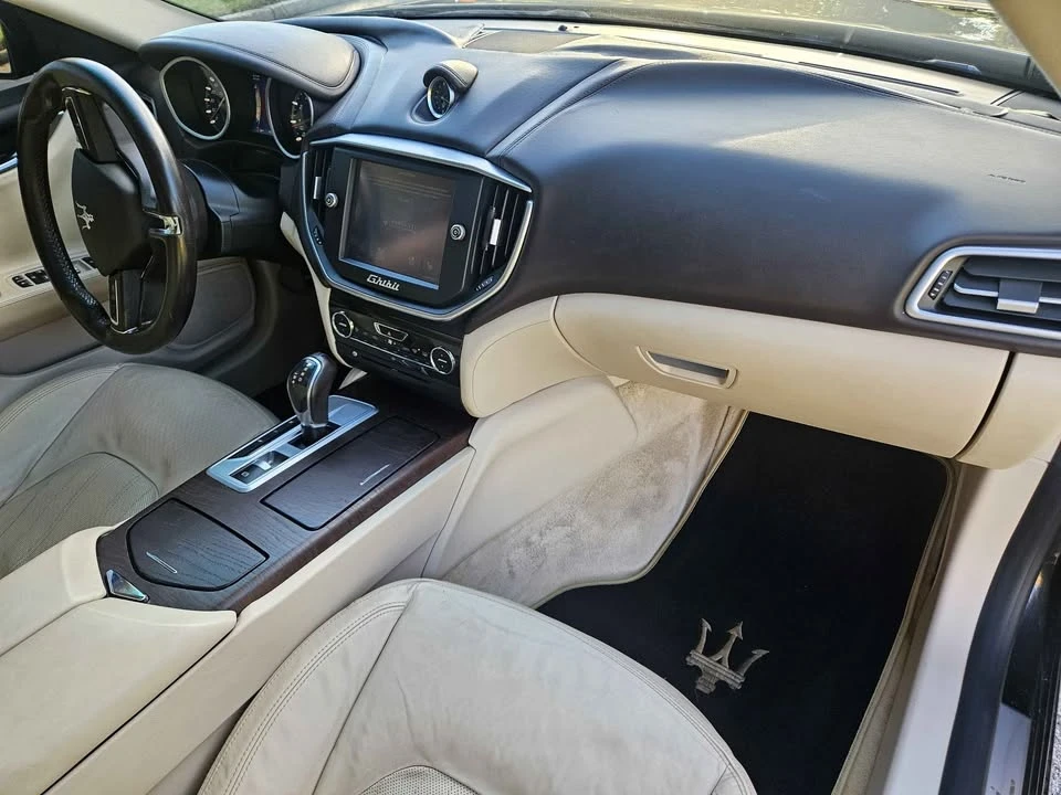 2014 Maserati Ghibli 3rd Gen - Image 17 of 20