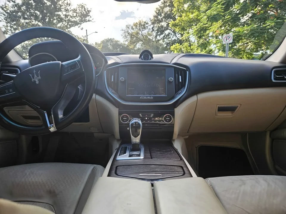 2014 Maserati Ghibli 3rd Gen - Image 19 of 20