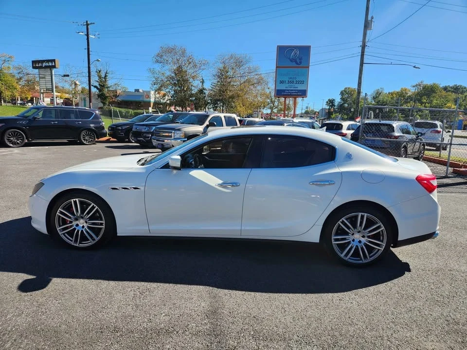 2014 Maserati Ghibli 3rd Gen - Image 9 of 20
