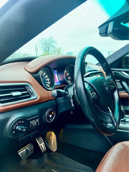 2014 Maserati Ghibli 3rd Gen - Image 13 of 19