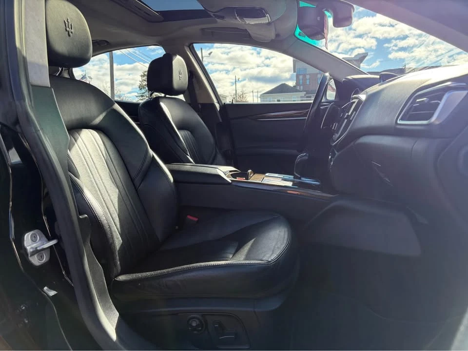 2014 Maserati Ghibli 3rd Gen - Image 16 of 19