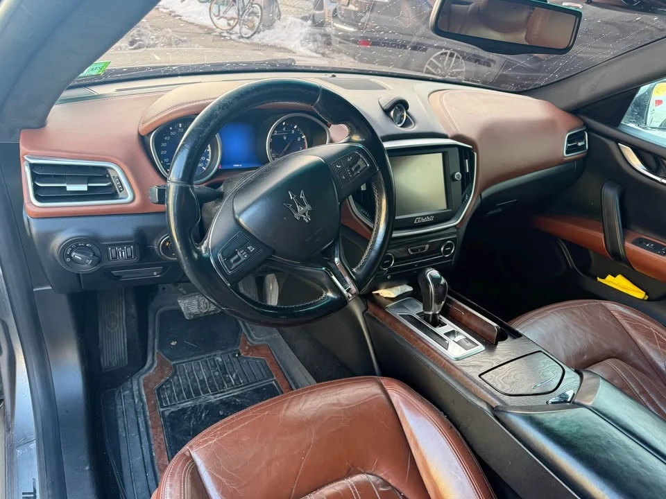 2014 Maserati Ghibli 3rd Gen - Image 7 of 15