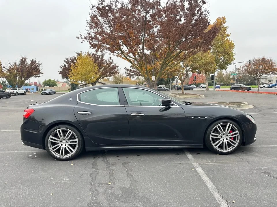 2014 Maserati Ghibli 3rd Gen - Image 2 of 11