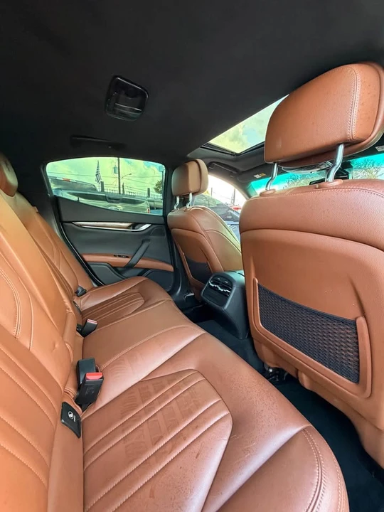 2014 Maserati Ghibli 3rd Gen - Image 13 of 19