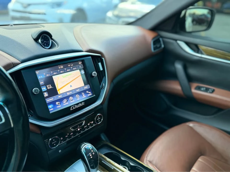 2014 Maserati Ghibli 3rd Gen - Image 7 of 19