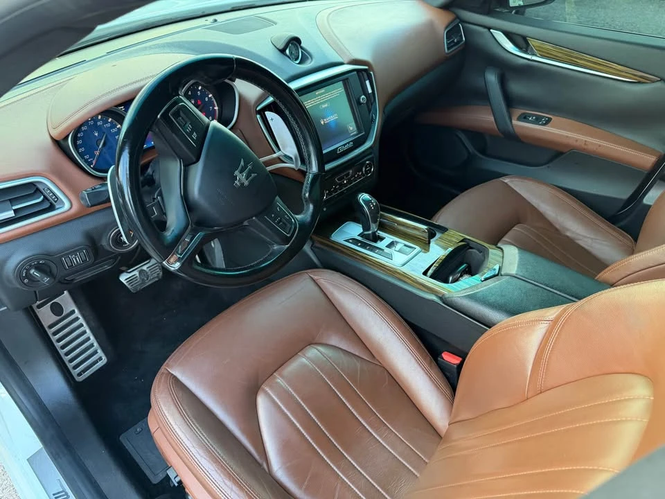 2014 Maserati Ghibli 3rd Gen - Image 17 of 19