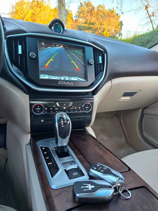 2014 Maserati Ghibli 3rd Gen - Image 19 of 20