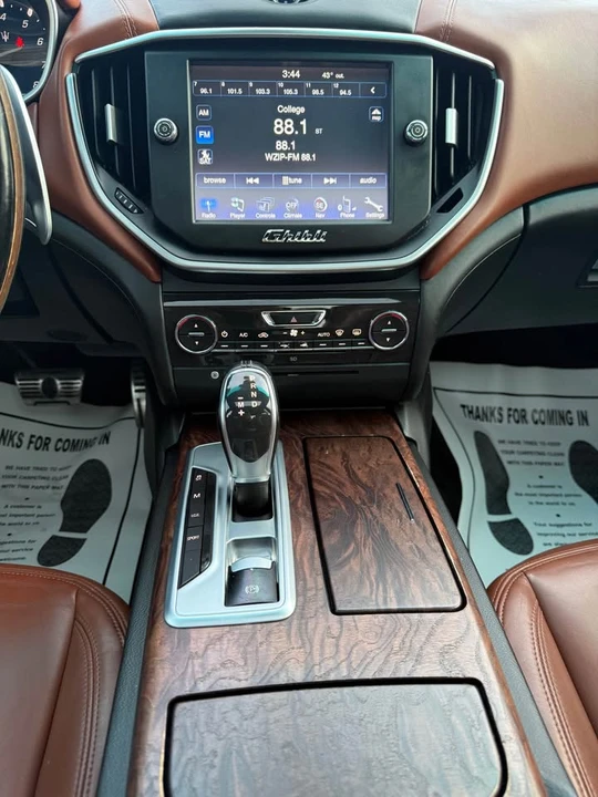 2014 Maserati Ghibli 3rd Gen - Image 9 of 19