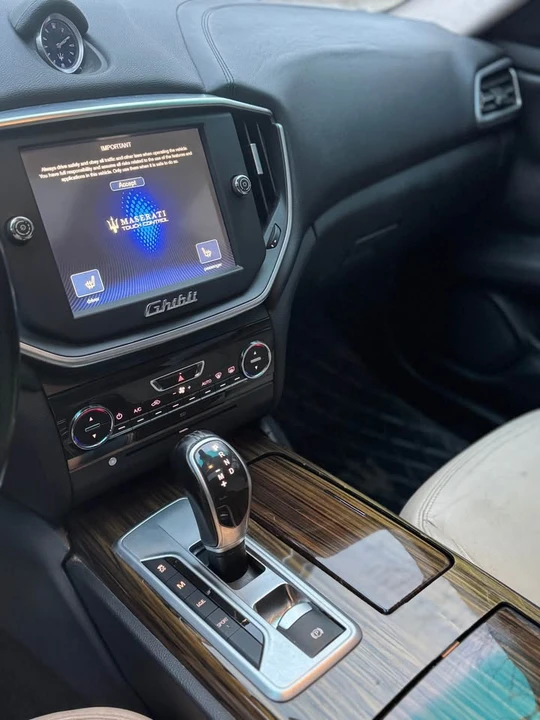 2014 Maserati Ghibli 3rd Gen - Image 5 of 5