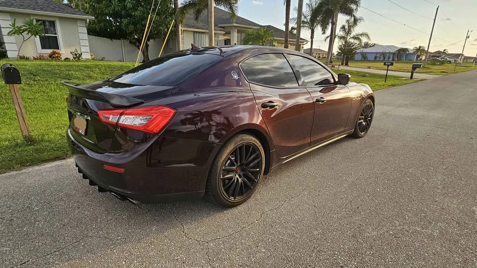 2014 Maserati Ghibli 3rd Gen - Image 13 of 17
