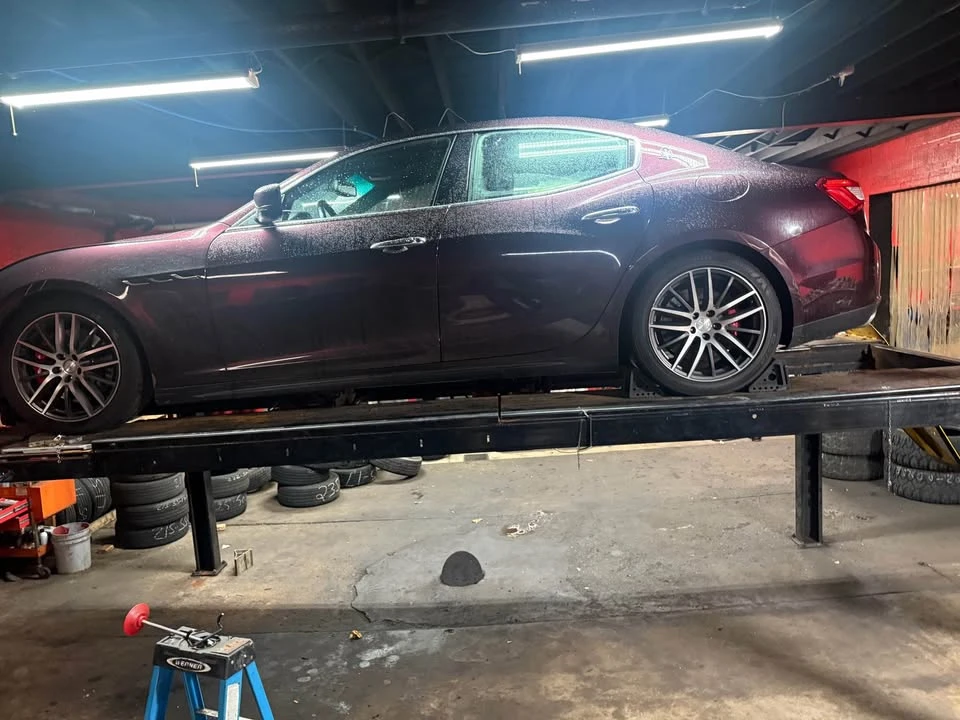 2014 Maserati Ghibli 3rd Gen - Image 13 of 16