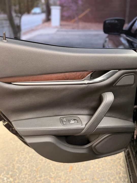2014 Maserati Ghibli 3rd Gen - Image 16 of 18