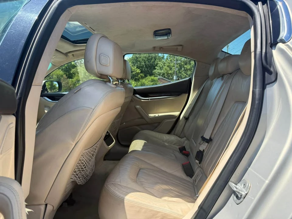 2014 Maserati Ghibli 3rd Gen - Image 15 of 18