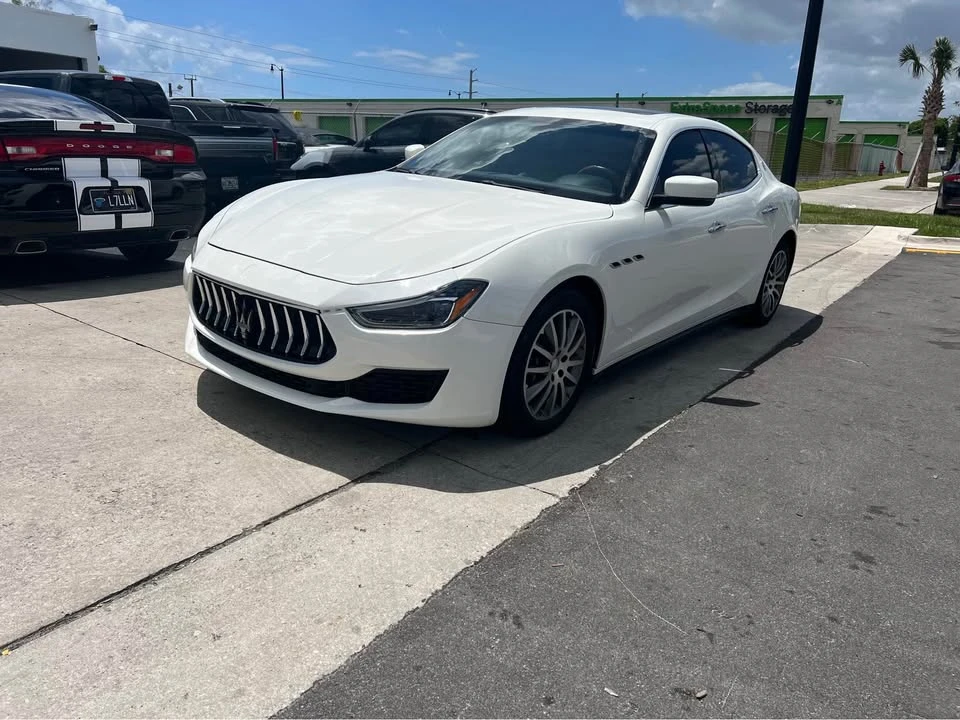 2014 Maserati Ghibli 3rd Gen - Image 2 of 16