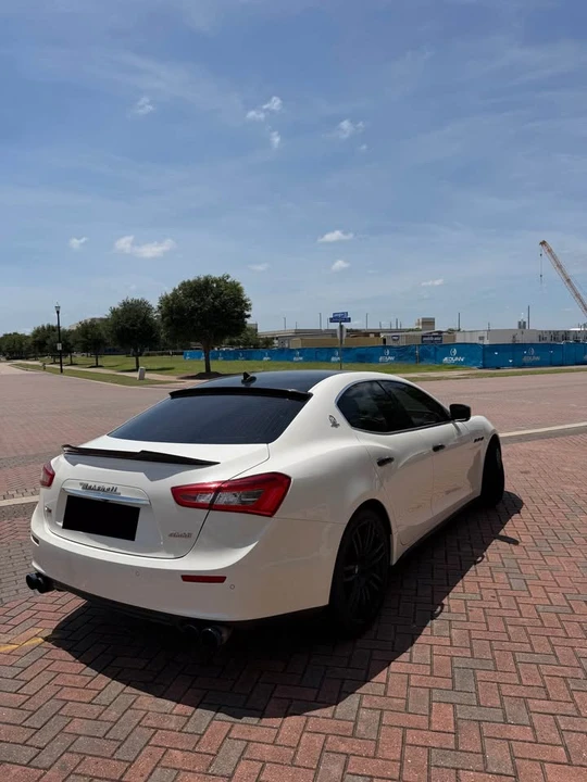 2014 Maserati Ghibli 3rd Gen - Image 5 of 11