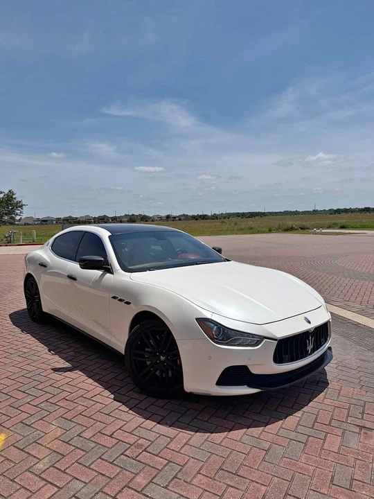 2014 Maserati Ghibli 3rd Gen - Image 2 of 11