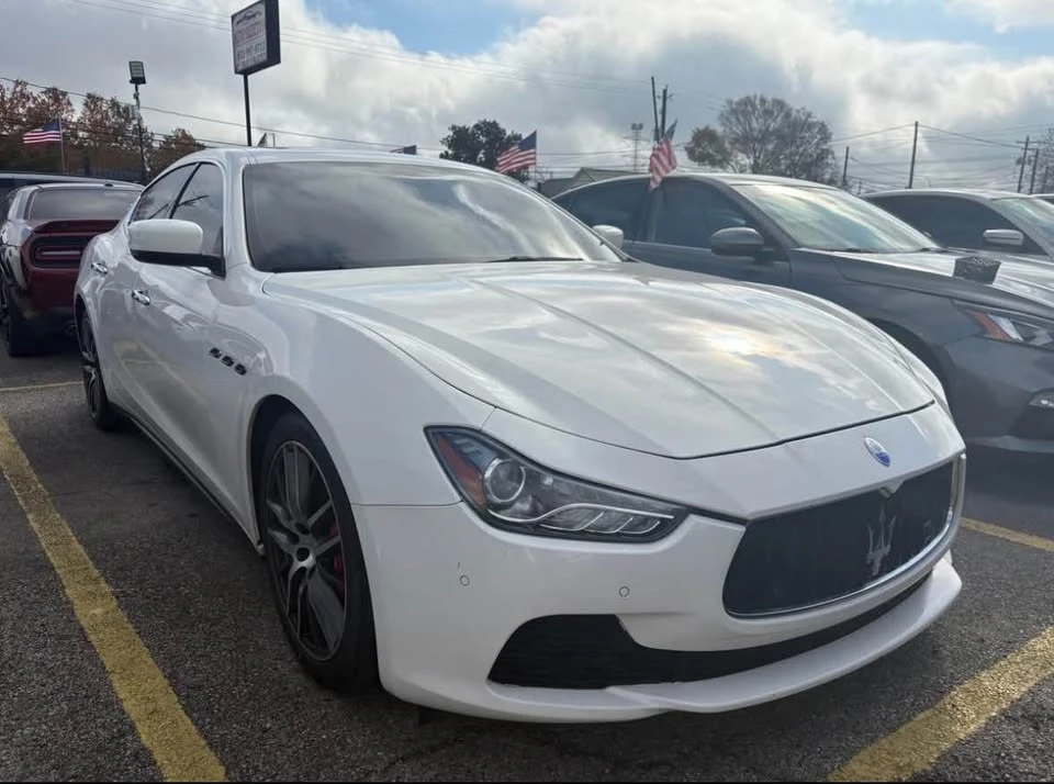 2014 Maserati Ghibli 3rd Gen - Image 2 of 15