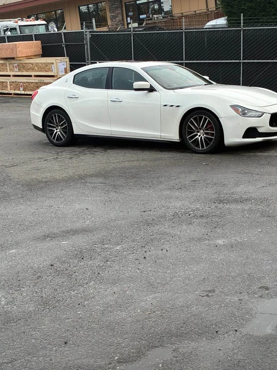 2014 Maserati Ghibli 3rd Gen - Image 2 of 9