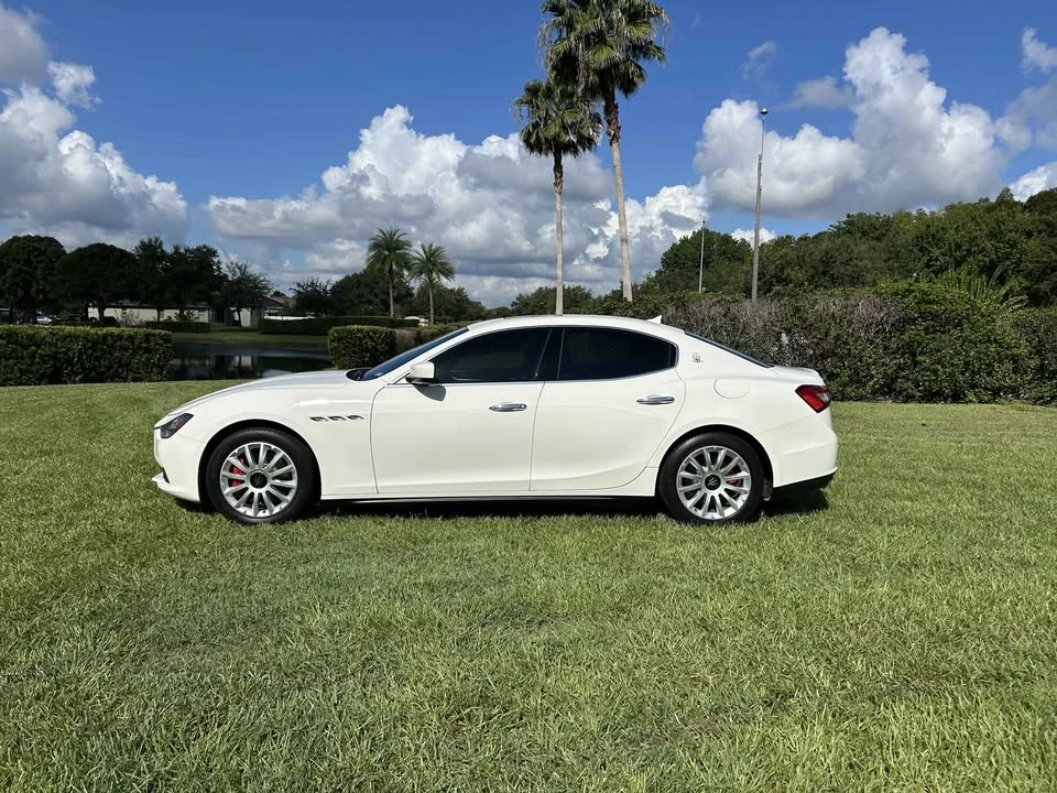 2014 Maserati Ghibli 3rd Gen - Image 5 of 17