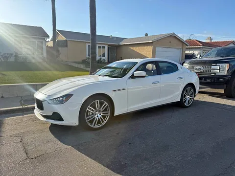 2014 Maserati Ghibli Sedan