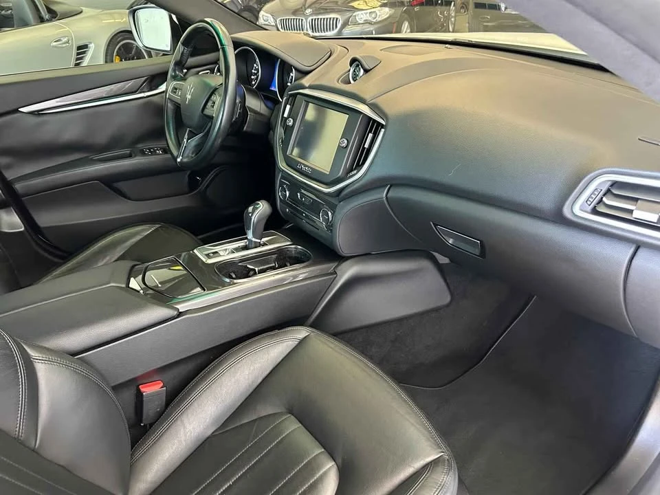2014 Maserati Ghibli 3rd Gen - Image 18 of 19