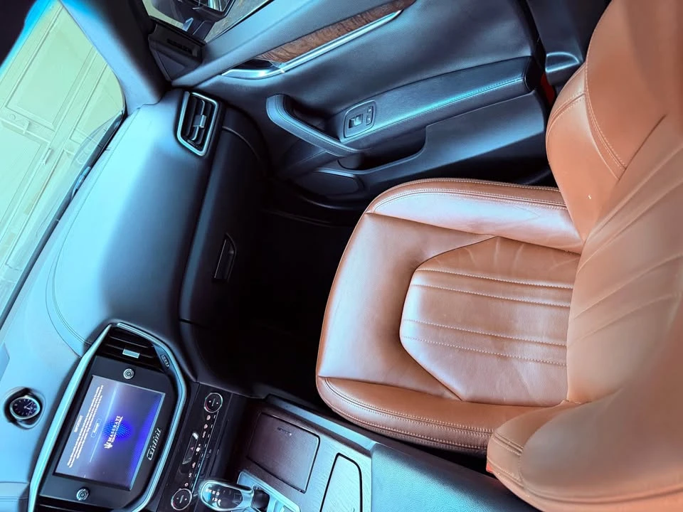 2014 Maserati Ghibli 3rd Gen - Image 15 of 16