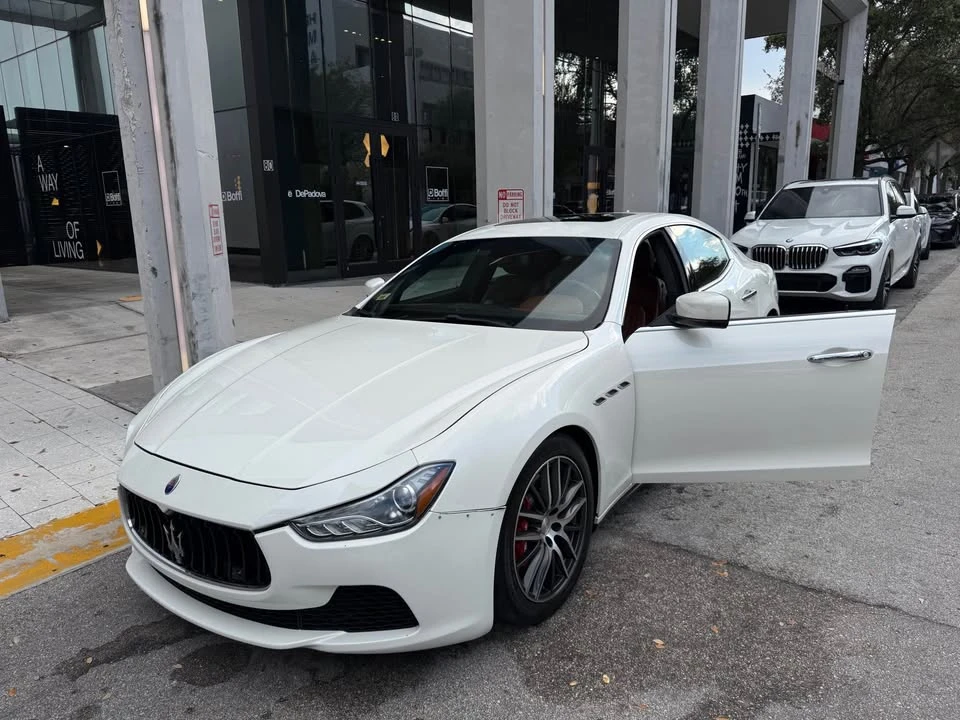 2014 Maserati Ghibli 3rd Gen - Image 5 of 20